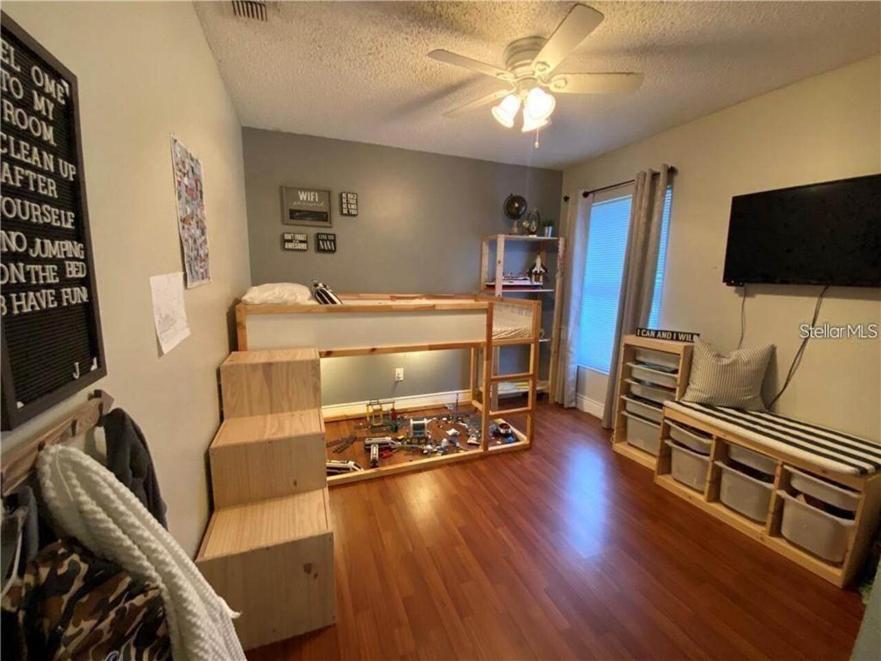 Listing Photo 14
