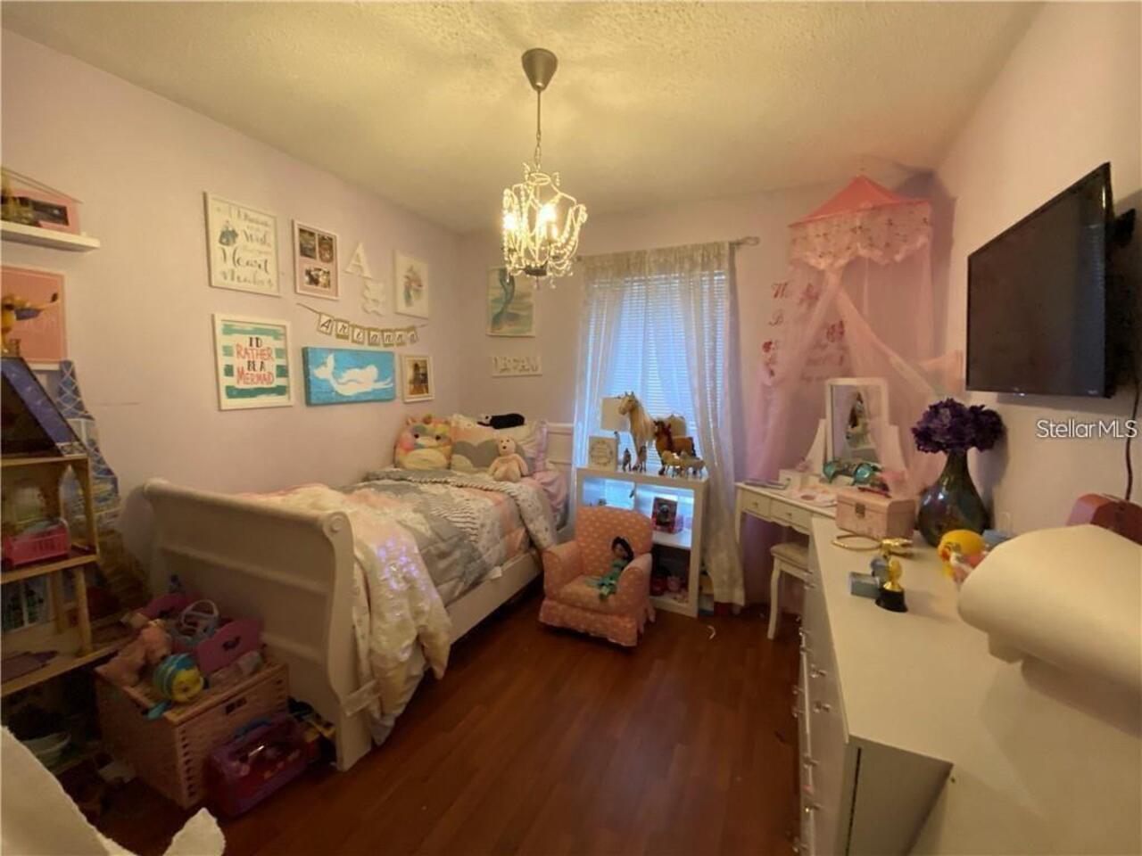 Listing Photo 15