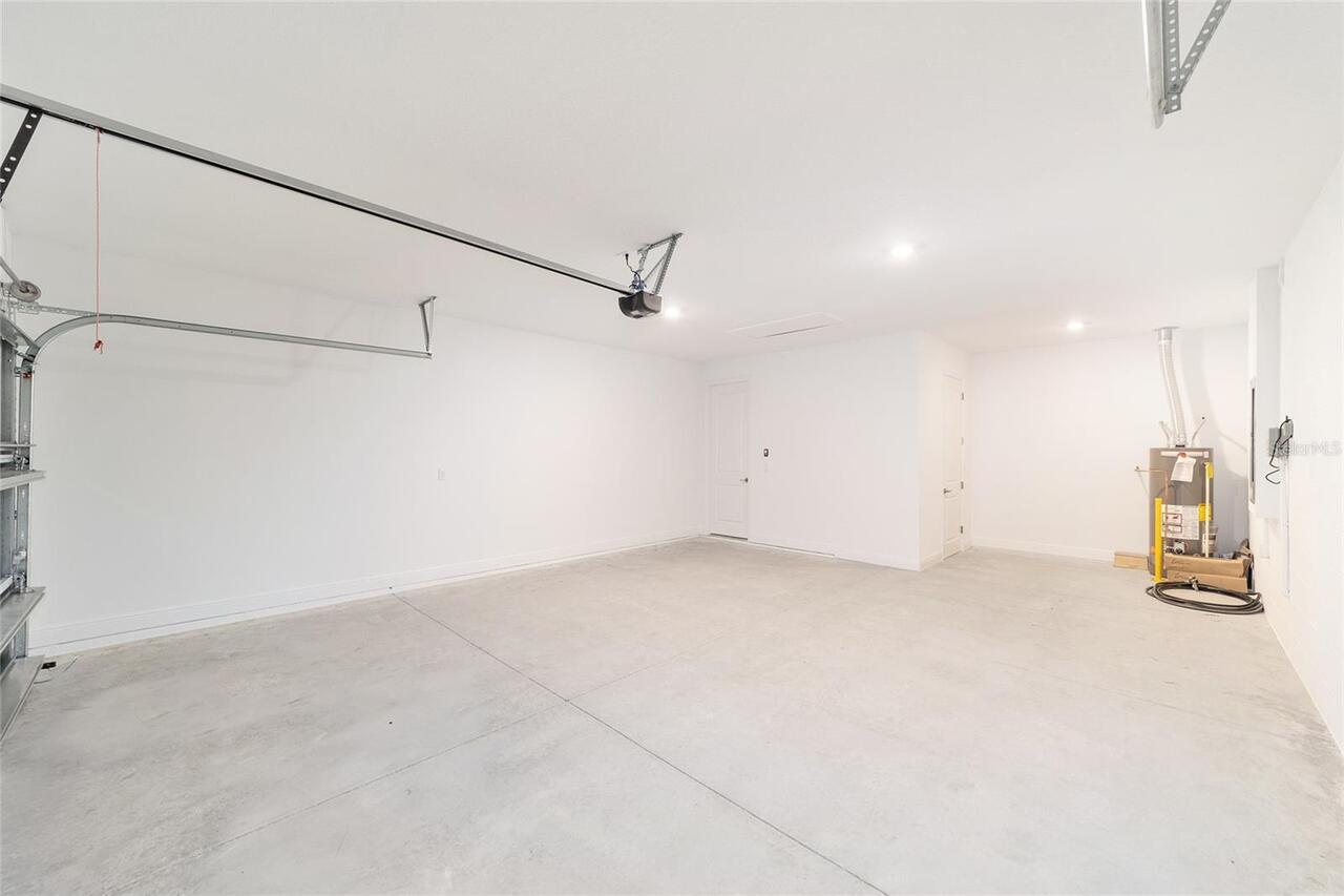 Listing Photo 34