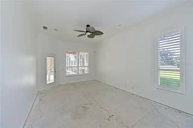 Listing Photo 34