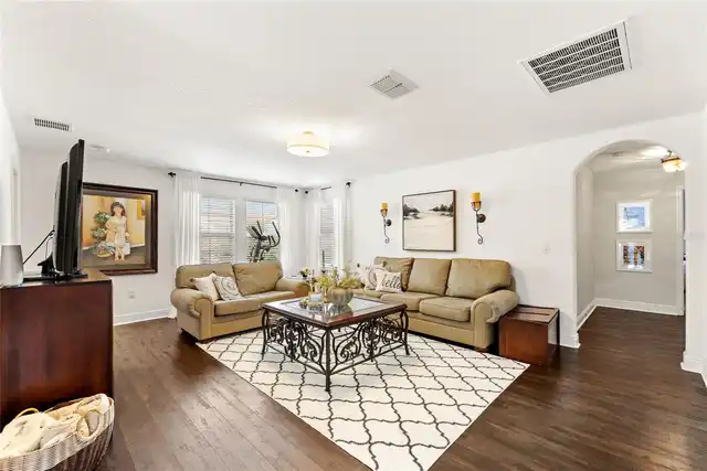 Listing Photo 21