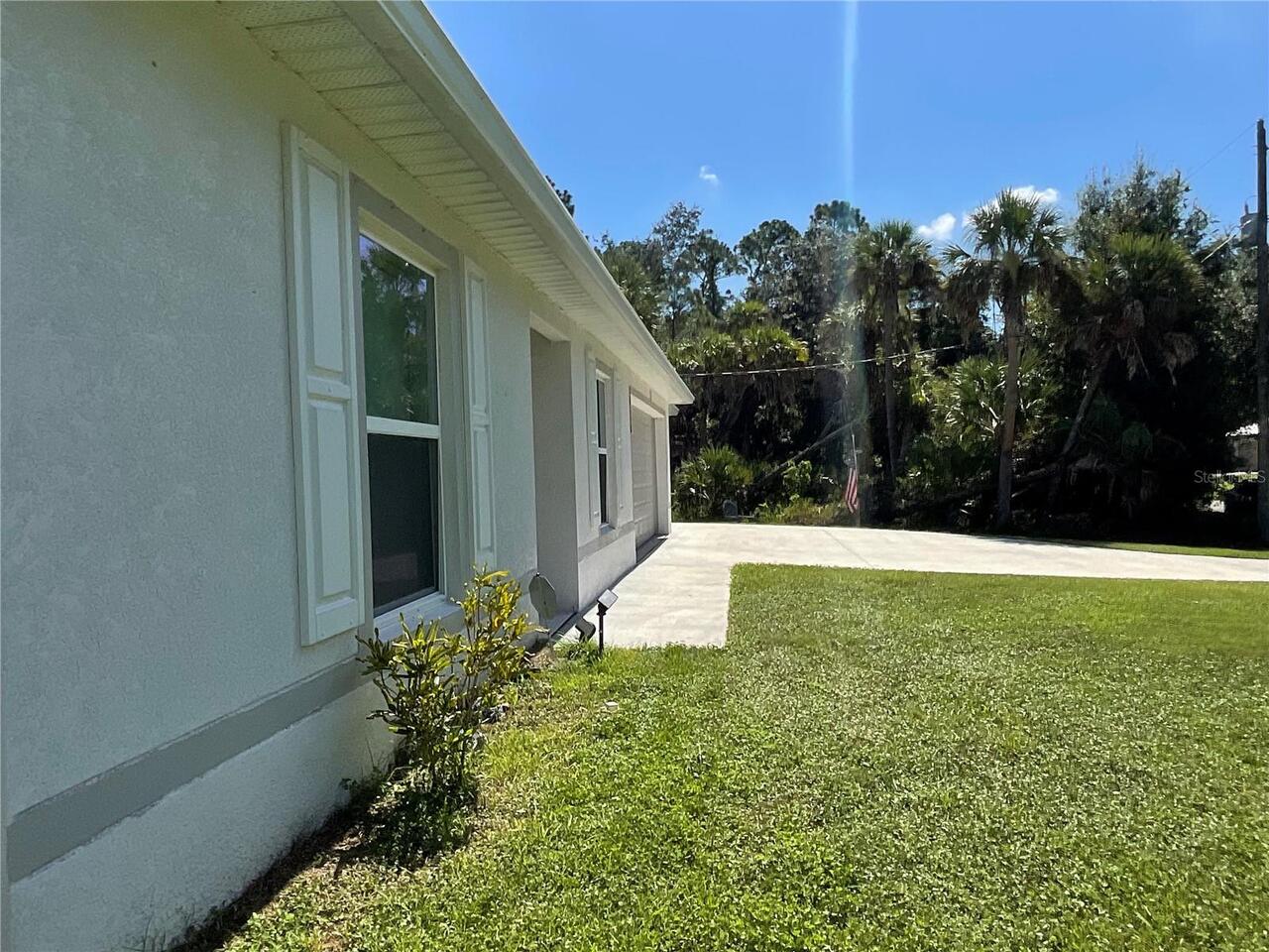 Listing Photo 8