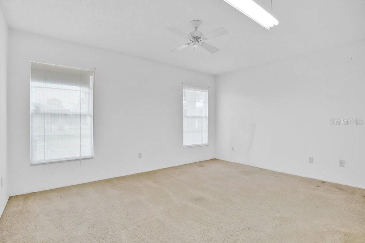 Listing Photo 14