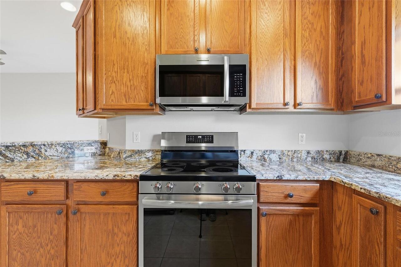 Listing Photo 9