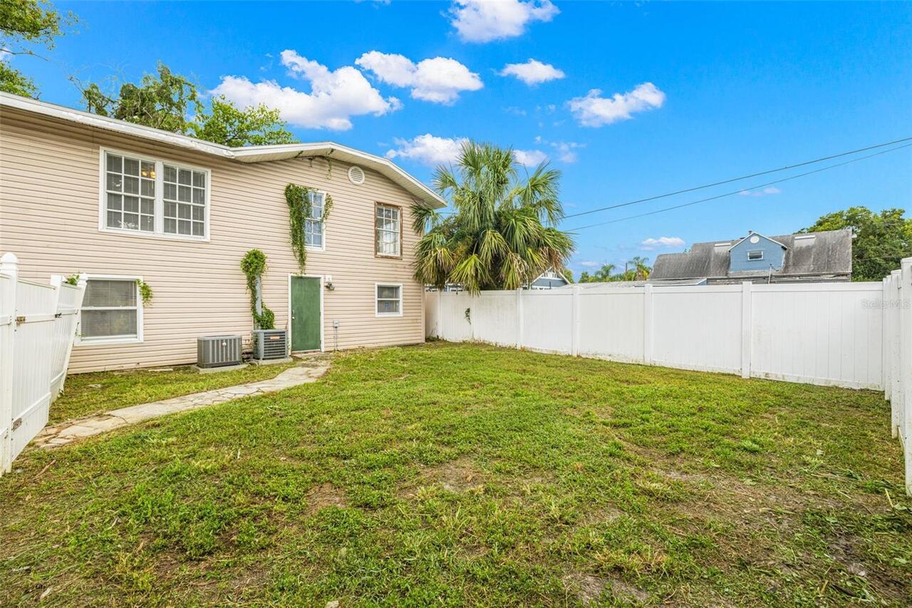Listing Photo 5