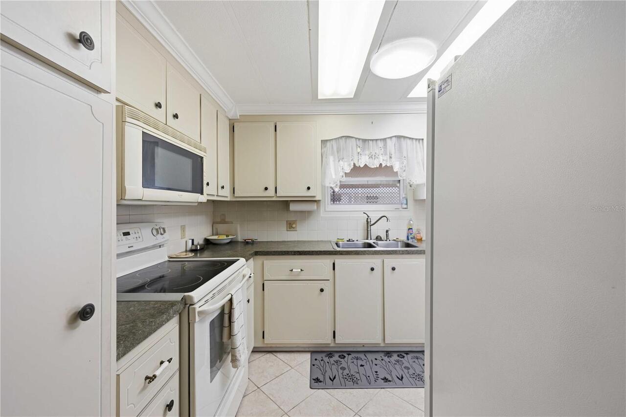 Listing Photo 20