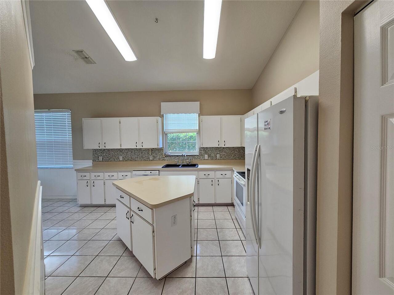 Listing Photo 6