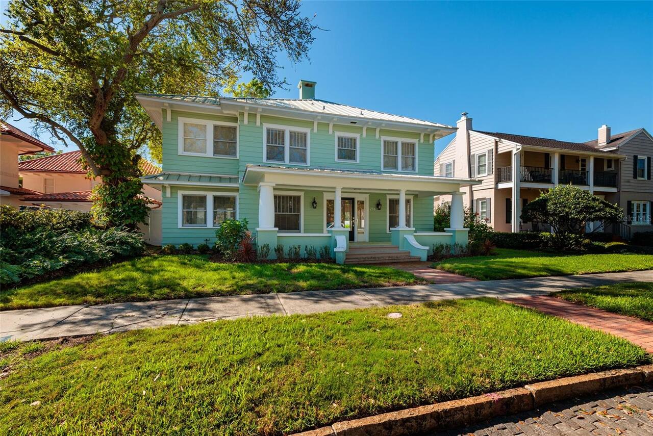 St Petersburg Real Estate