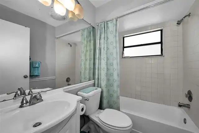 Listing Photo 32