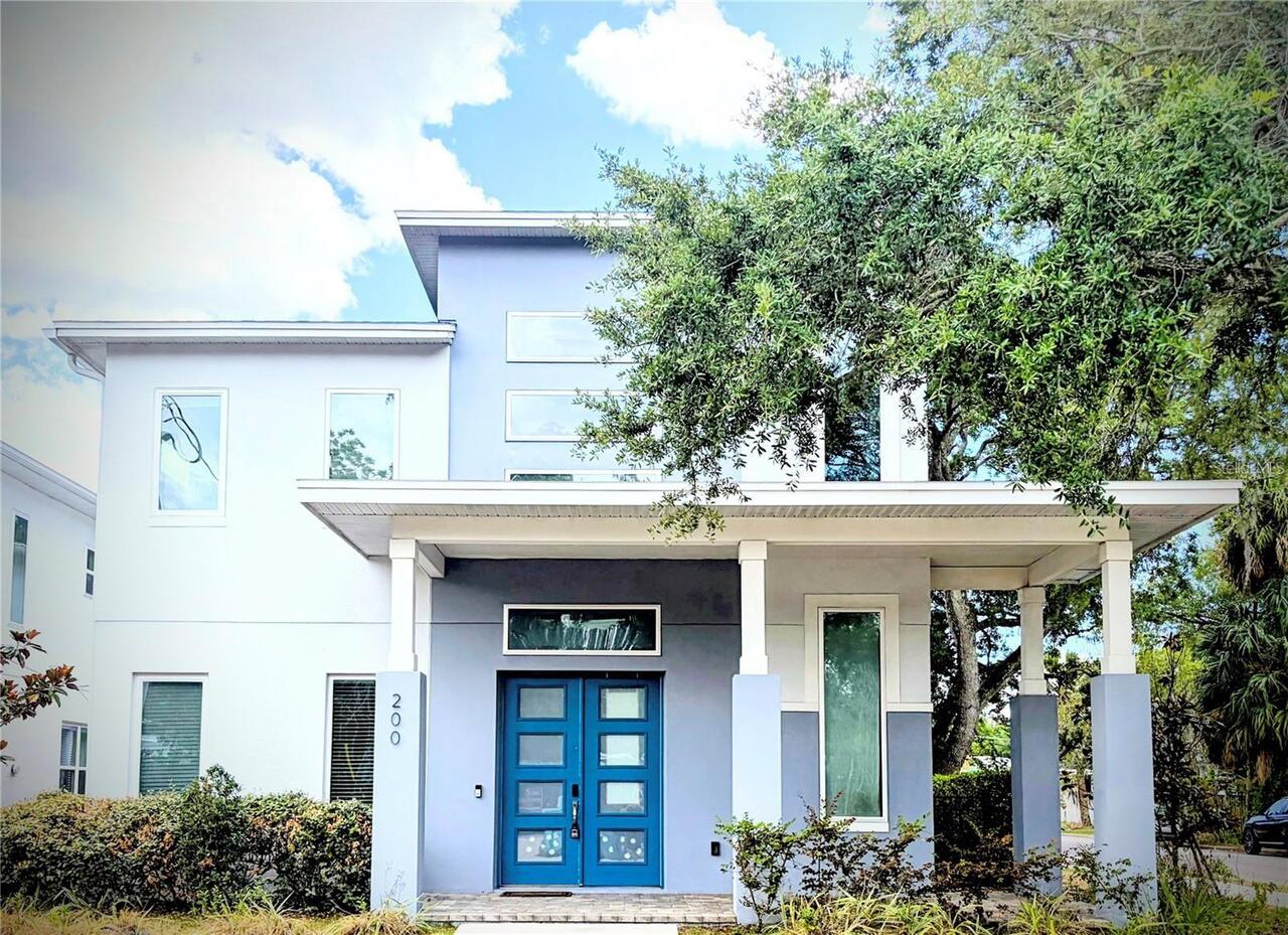 4BR, Residential Lease, 3BA, $6,250
Read More
