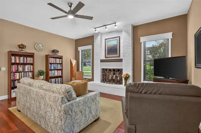 Listing Photo 19