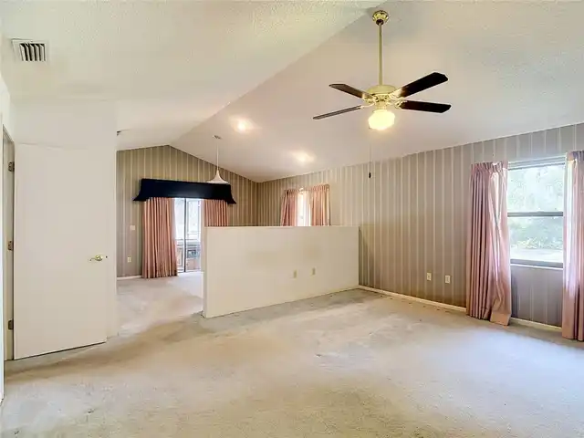 Listing Photo 24