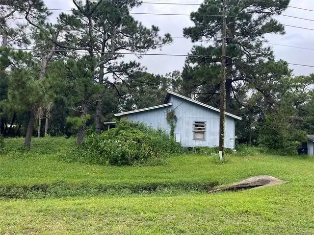 Listing Photo 9