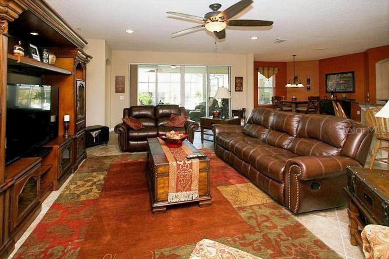 Listing Photo 10