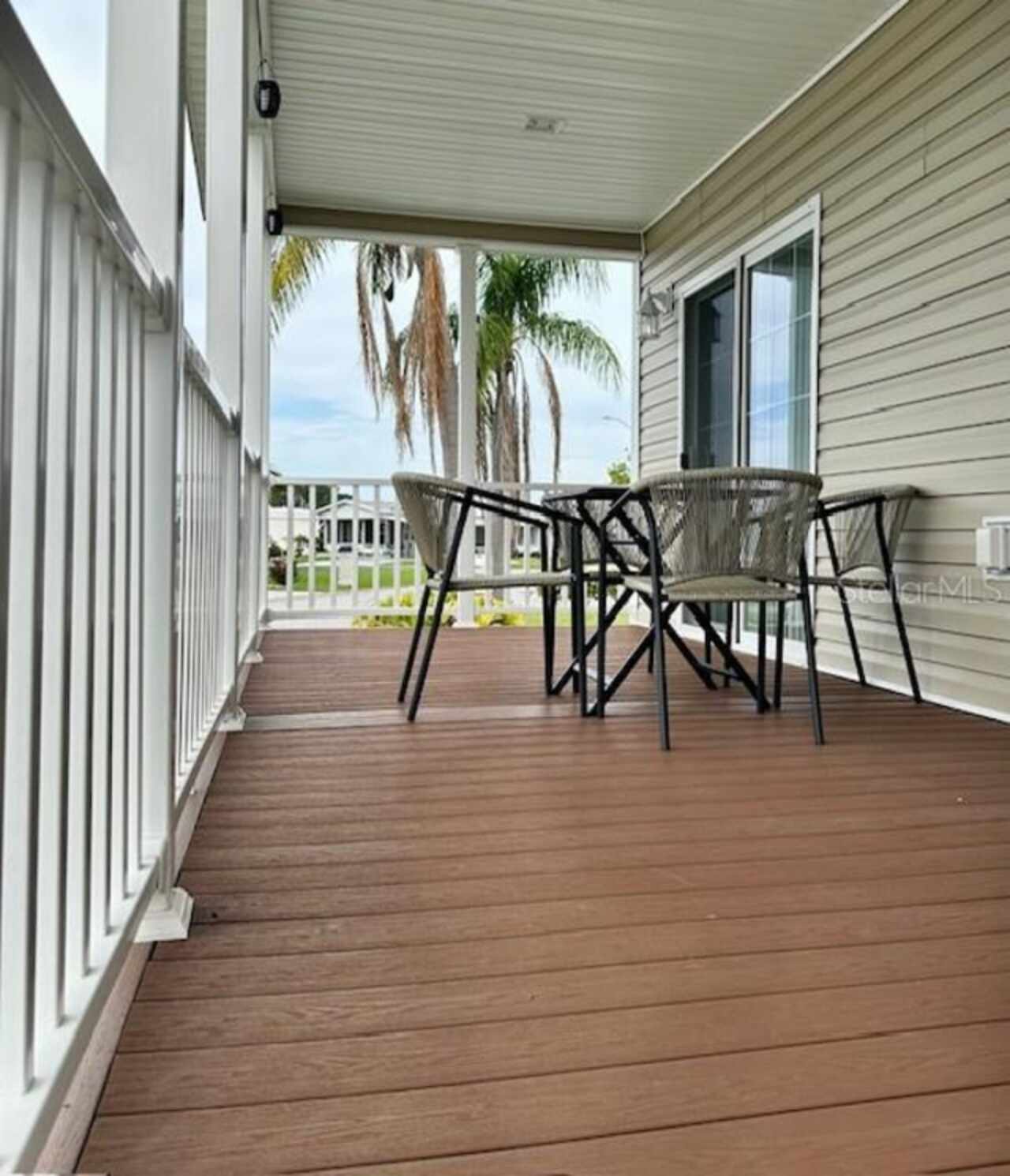 Listing Photo 8