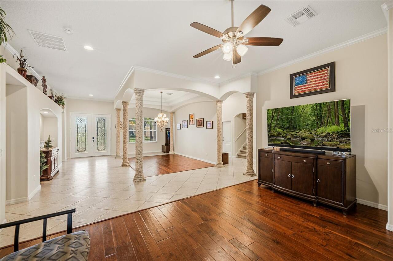 Listing Photo 10