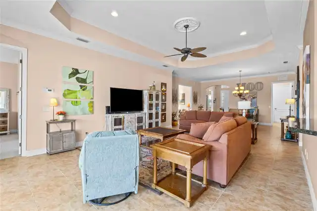 Listing Photo 14