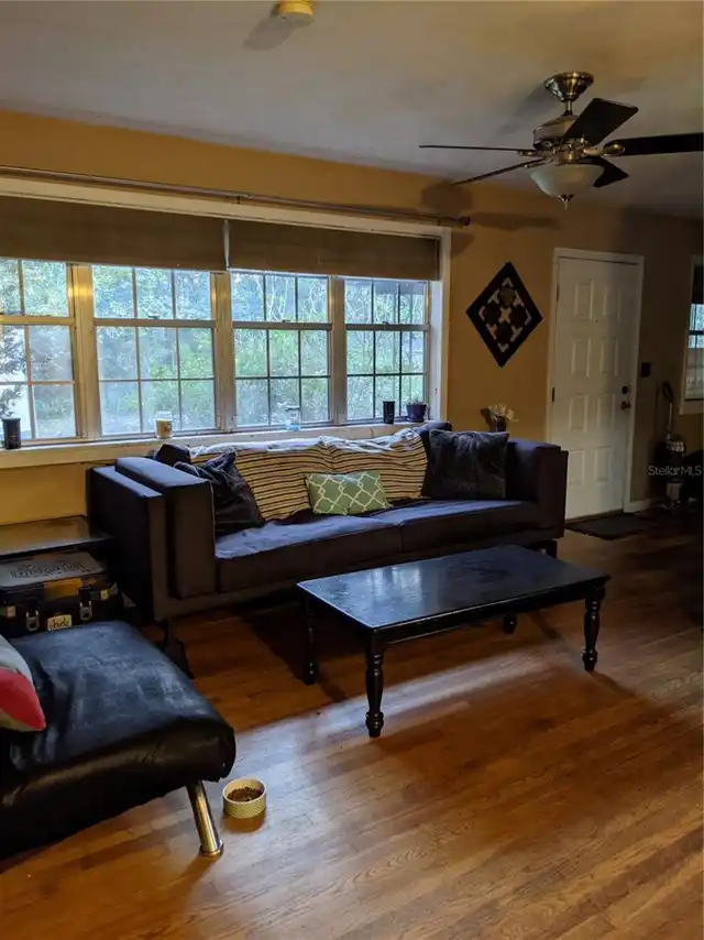 Listing Photo 16