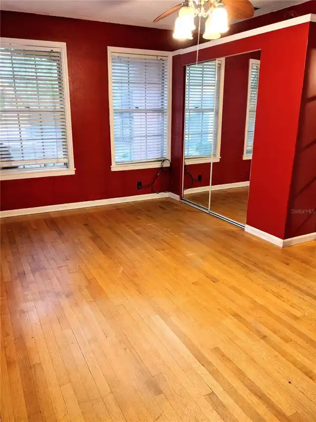 Listing Photo 17
