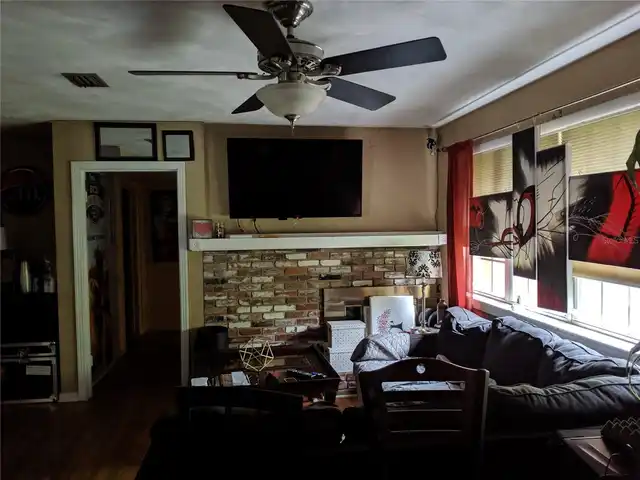 Listing Photo 19