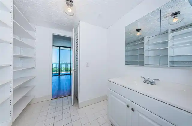 Listing Photo 34
