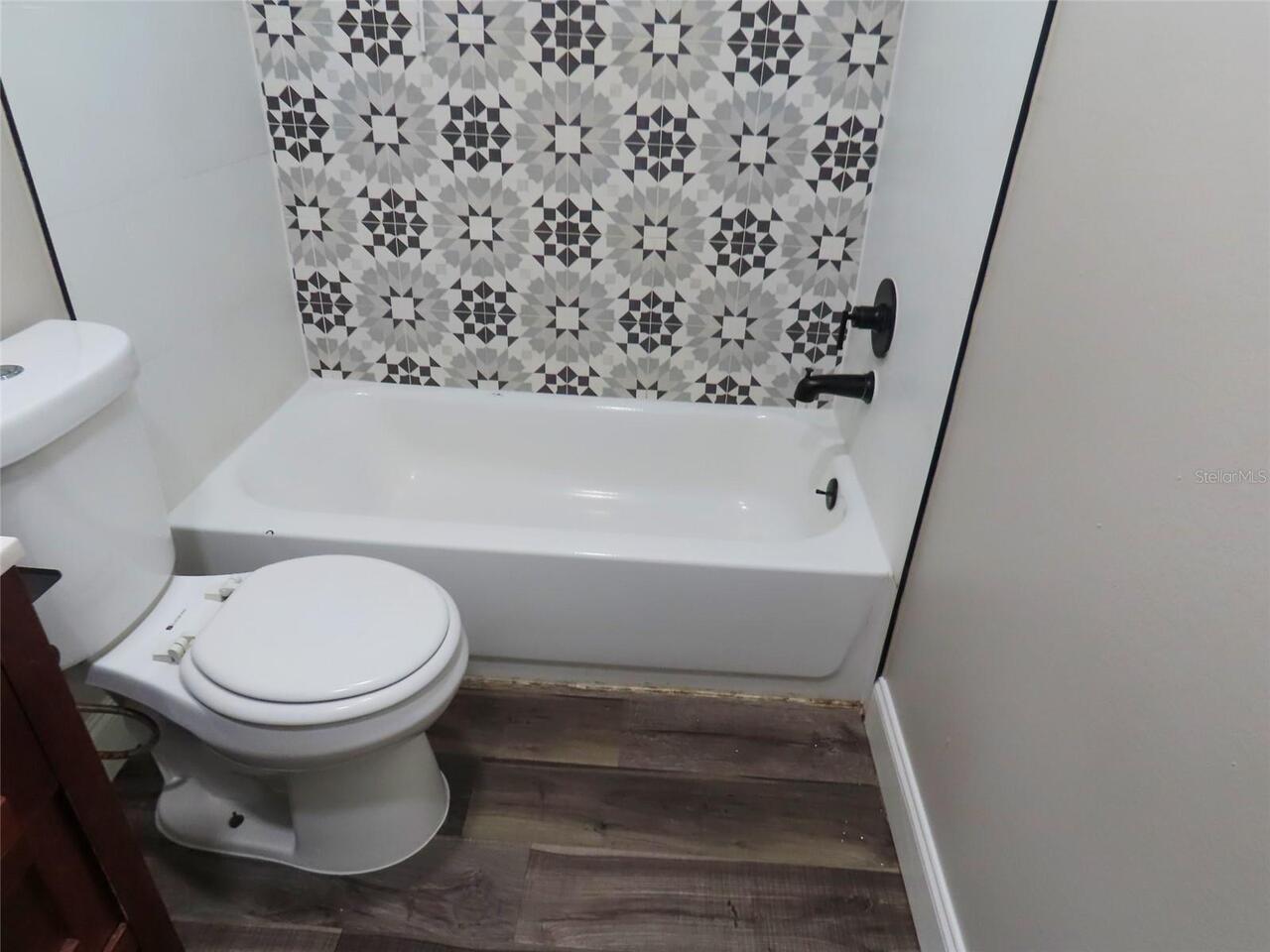 Listing Photo 21