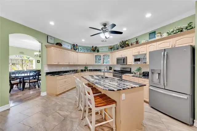 Listing Photo 15