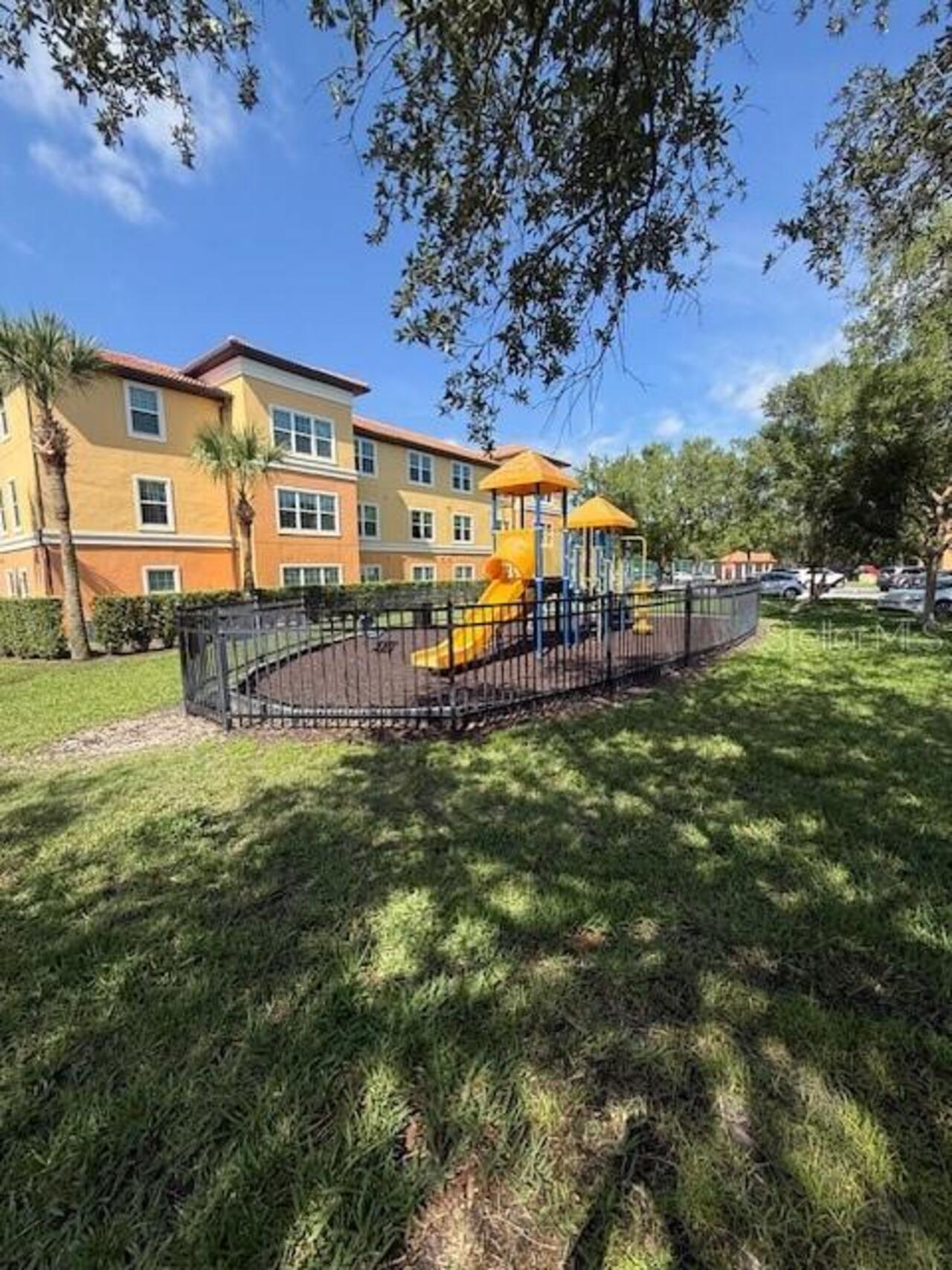 Listing Photo 16