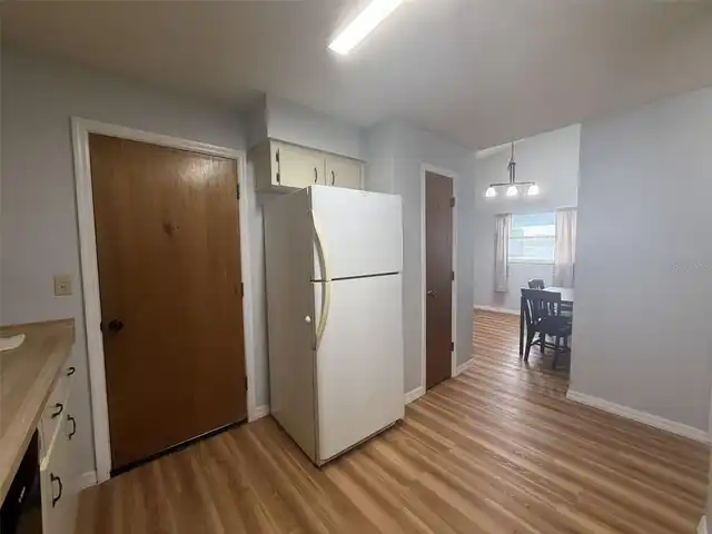 Listing Photo 9
