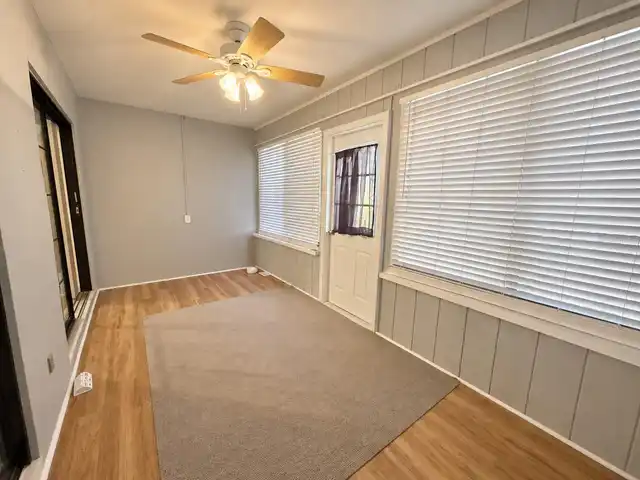 Listing Photo 23
