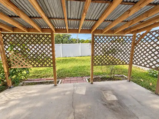Listing Photo 29