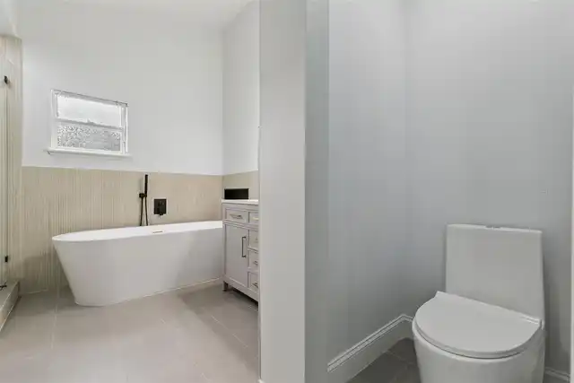 Listing Photo 23