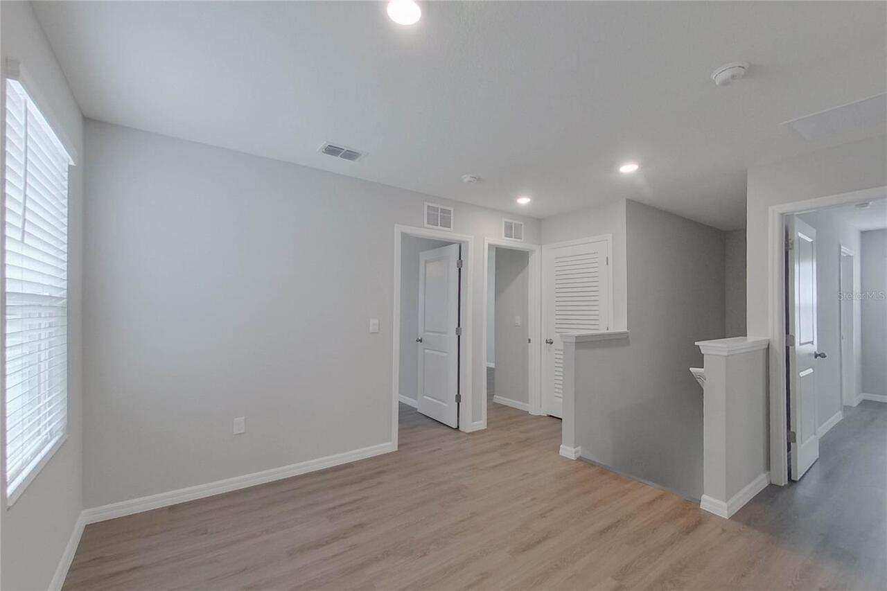 Listing Photo 14