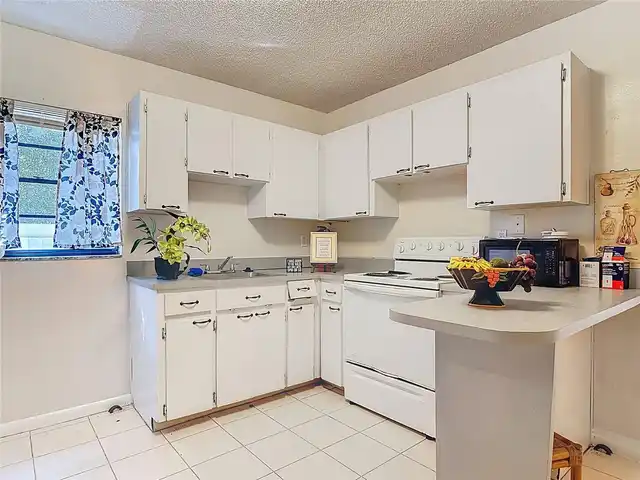Listing Photo 37