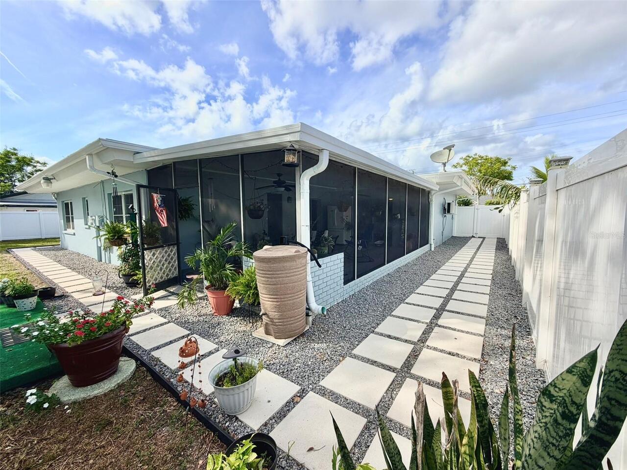Listing Photo 23