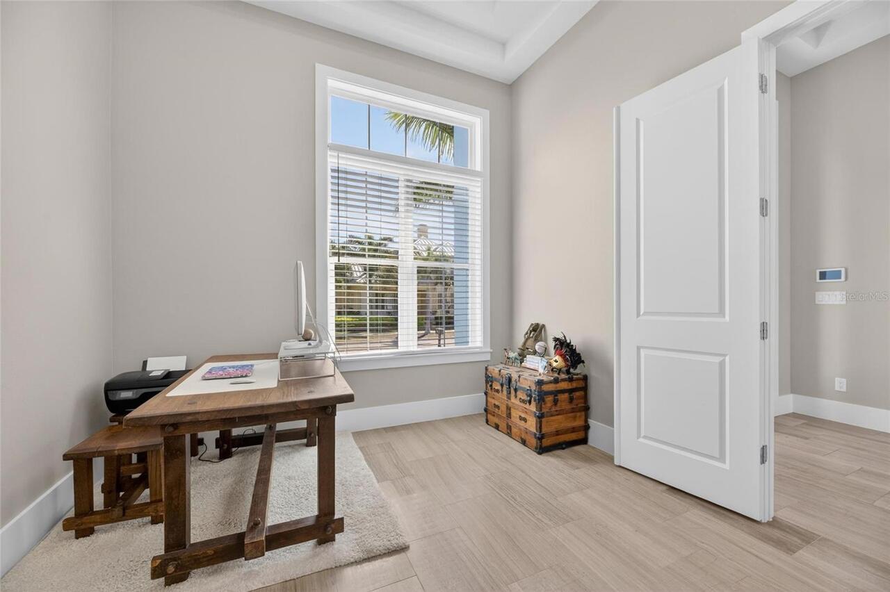 Listing Photo 11