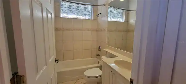 Listing Photo 9