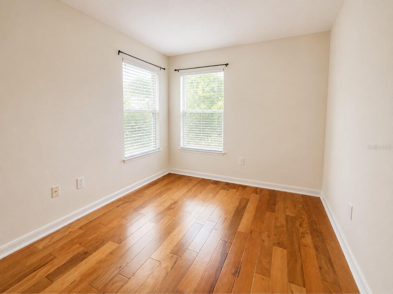 Listing Photo 14