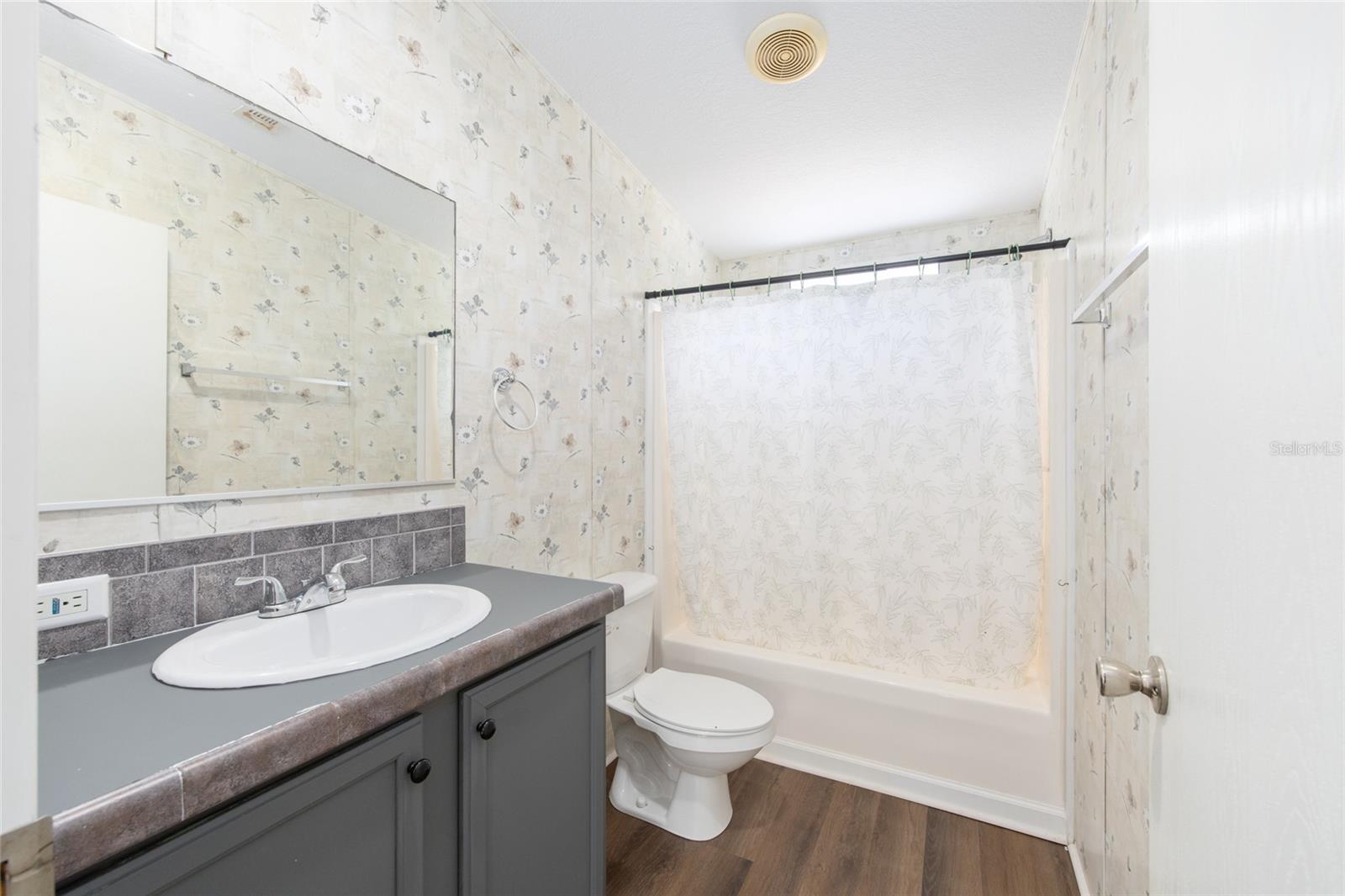 Listing Photo 27
