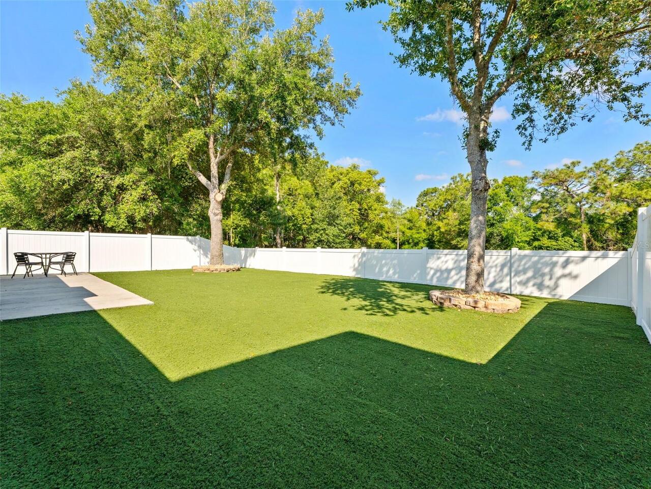 Listing Photo 8