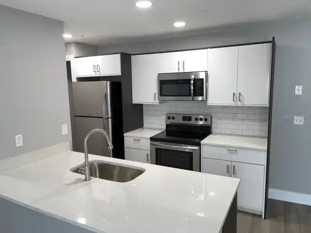 Listing Photo 7
