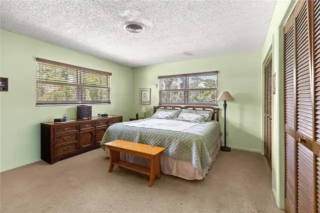 Listing Photo 24
