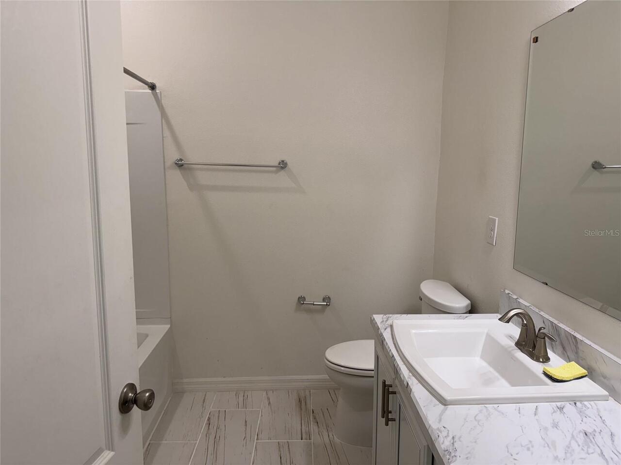 Listing Photo 10