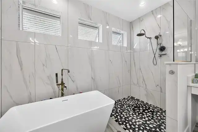 Listing Photo 22