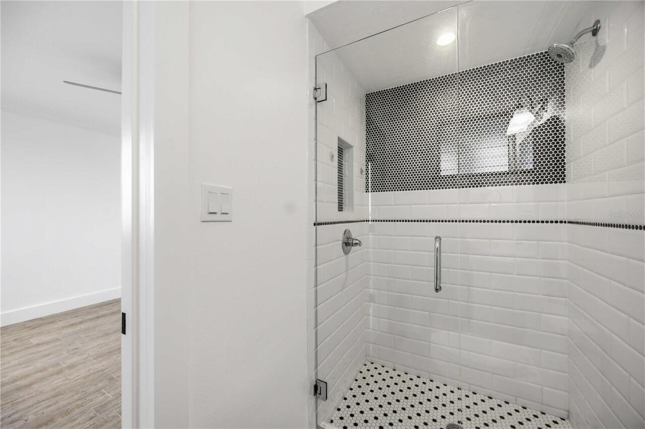 Listing Photo 30