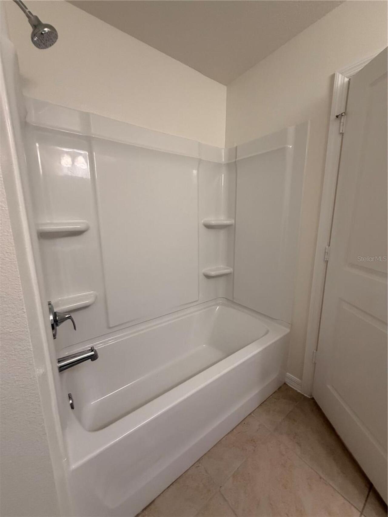 Listing Photo 7