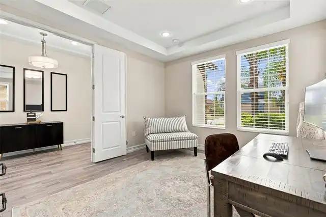 Listing Photo 12