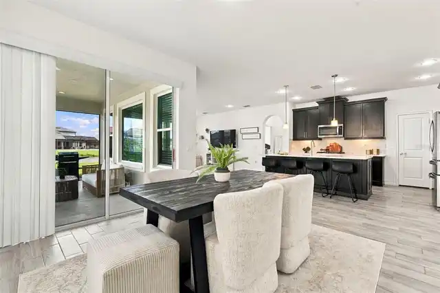 Listing Photo 18
