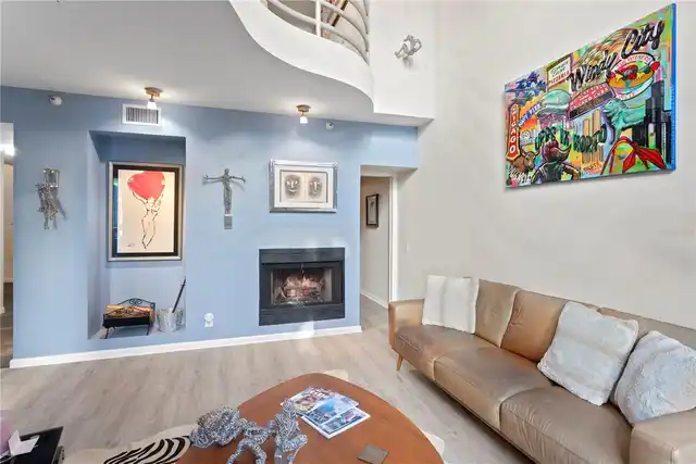 Listing Photo 14