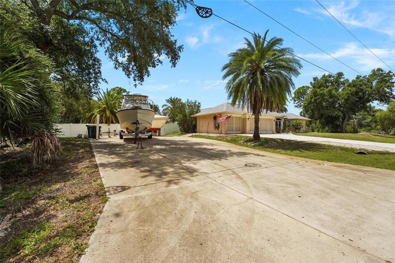 Listing Photo 8